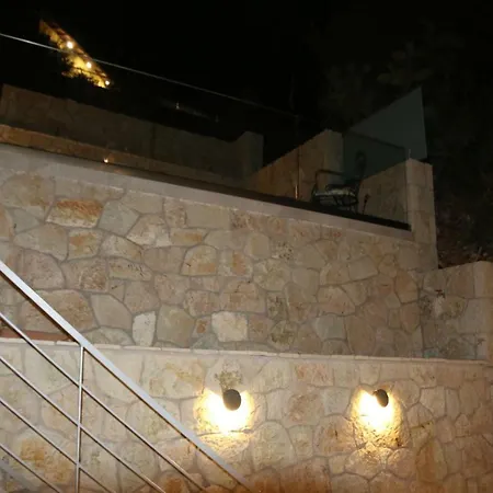 Aknato Holiday home *