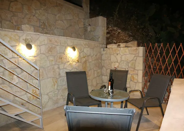 Holiday home Aknato Vlikhon