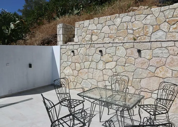 Aknato * Vlikhón